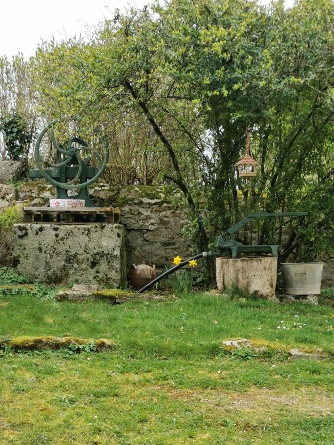 Villa Chez Norbert à Quarré-les-Tombes Extérieur photo